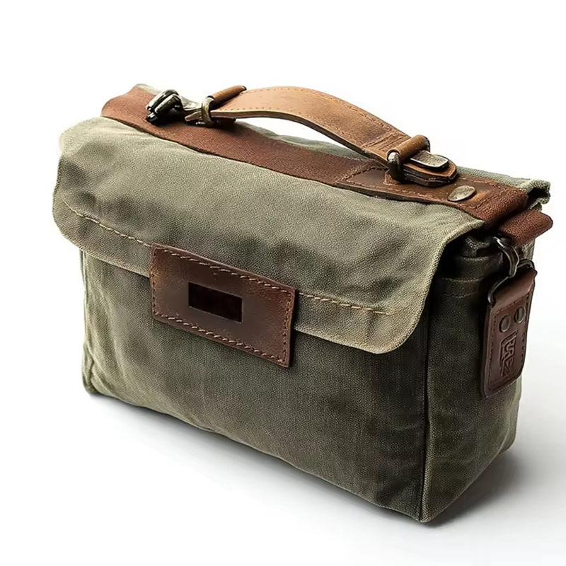 How to Choose a Small Canvas Makeup Bag for Travel and Home